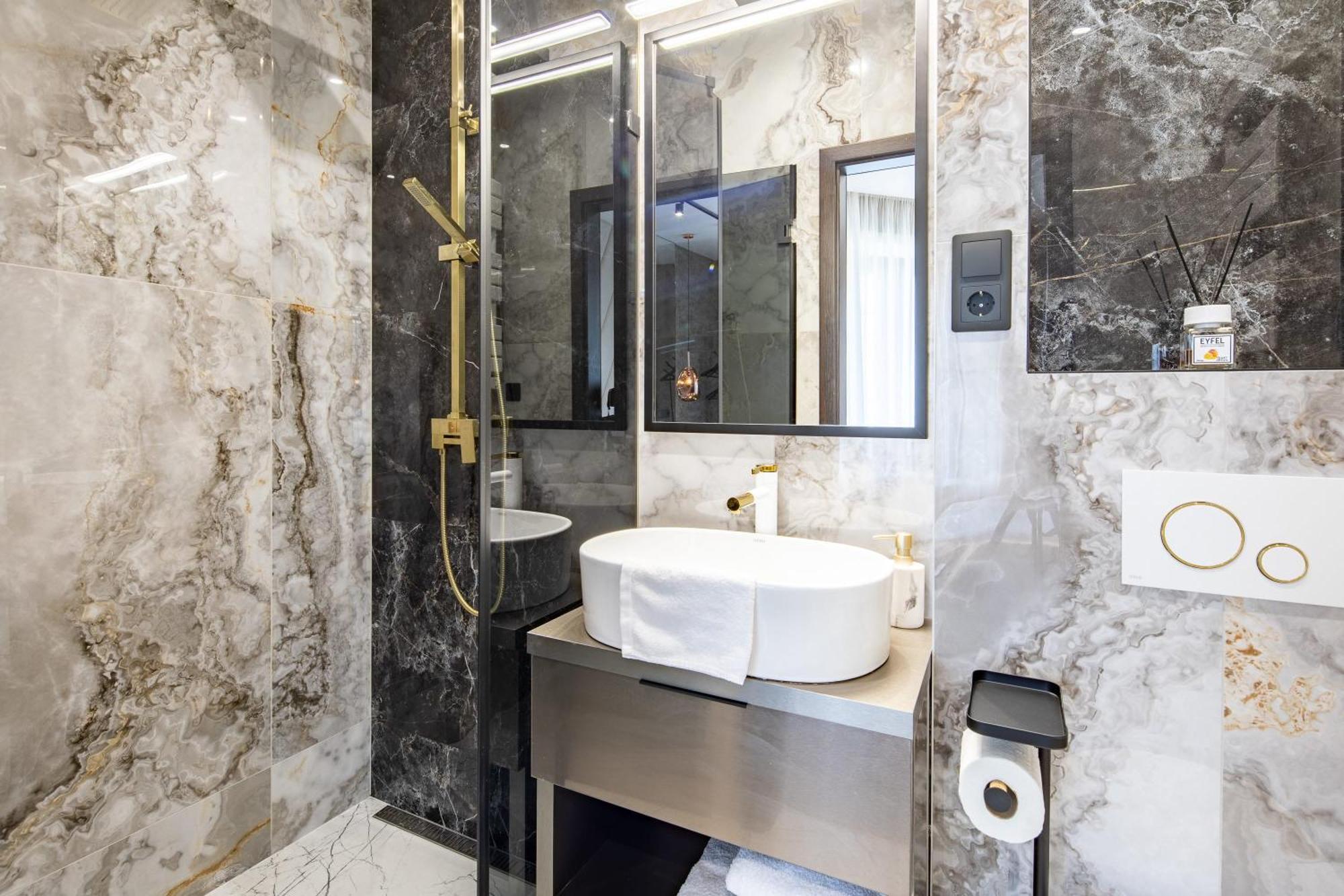 Ultra Central Luxury Budapest Luaran gambar
