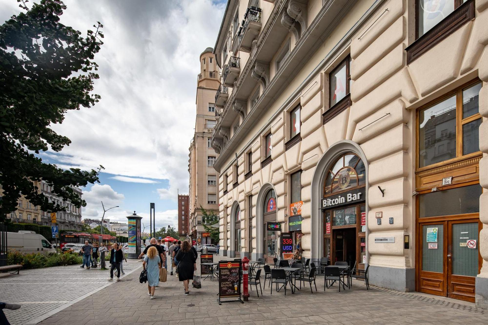 Ultra Central Luxury Budapest Luaran gambar