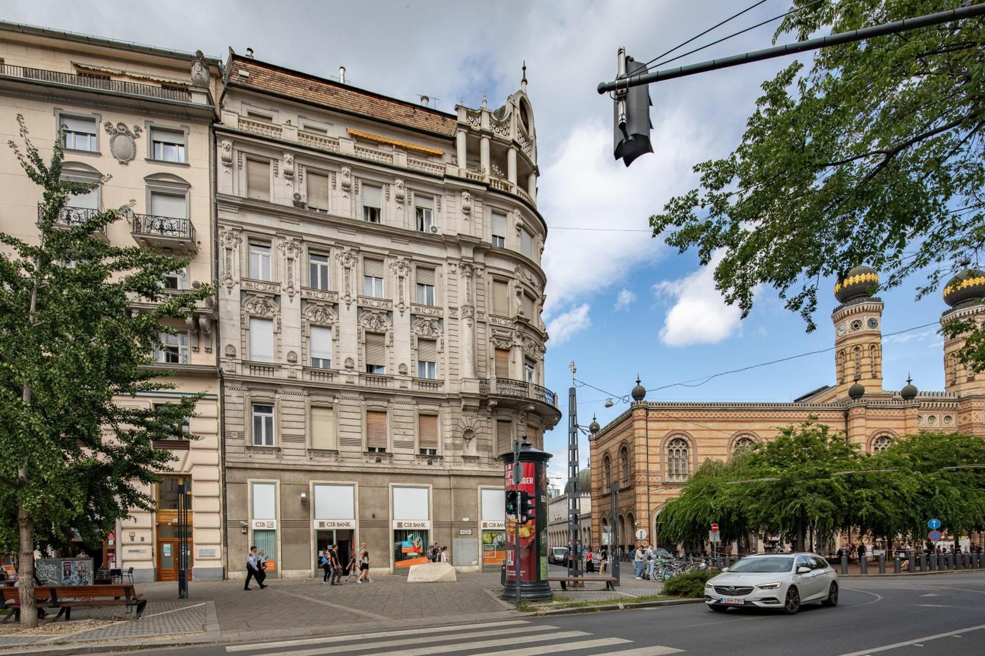 Ultra Central Luxury Budapest Luaran gambar