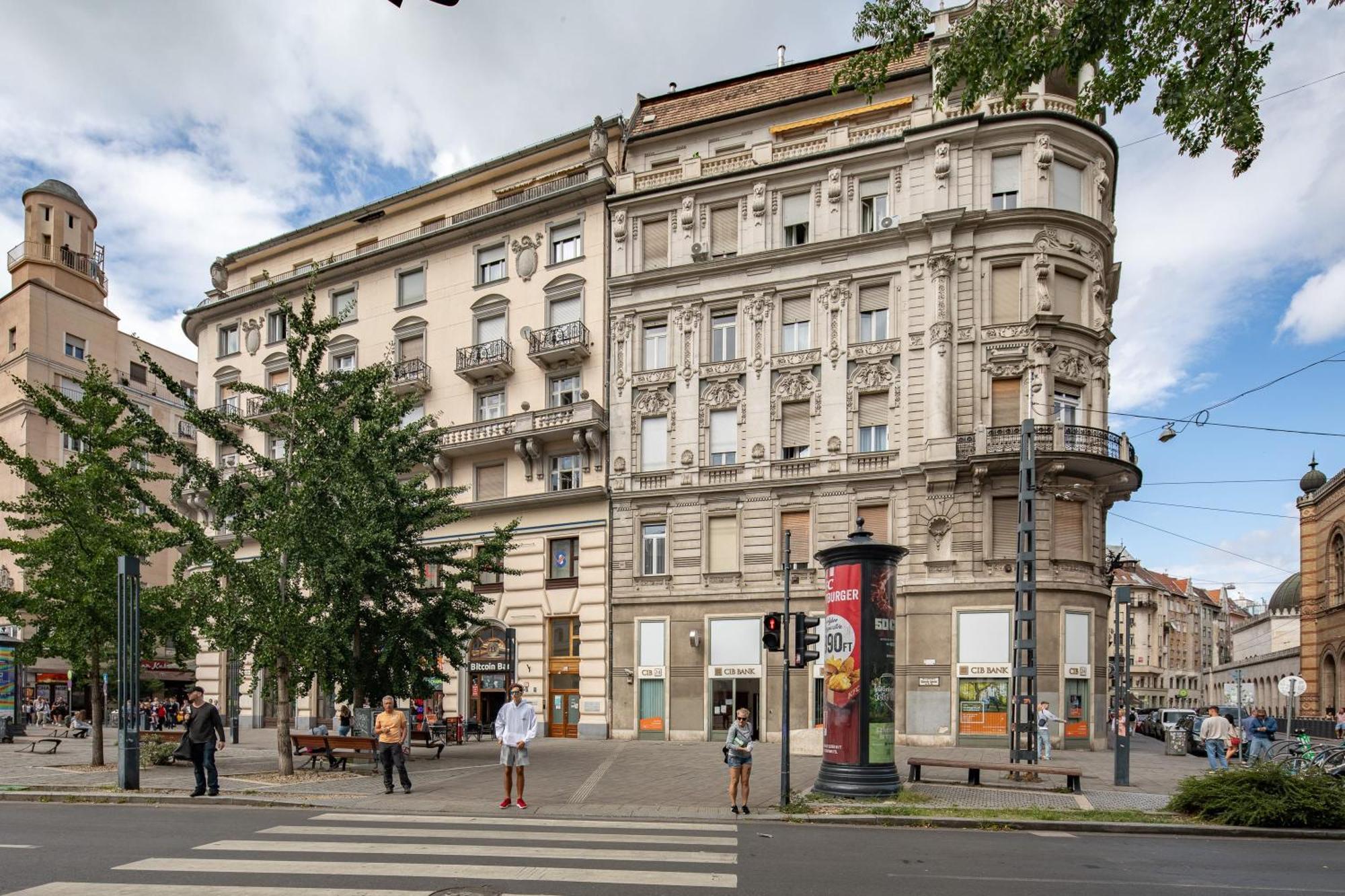 Ultra Central Luxury Budapest Luaran gambar